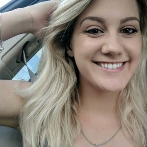 Meet your Posher, Rhiannon